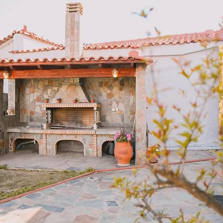 Villa Olga Sea Front - Happy